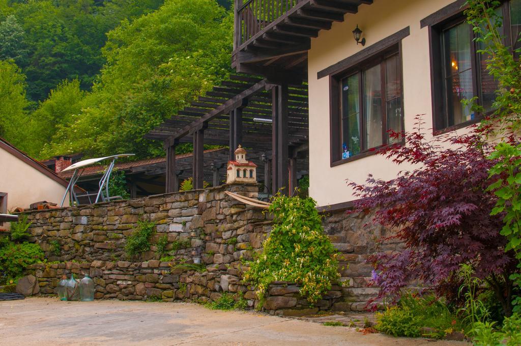 Guest House Verbena Apriltsi  Exterior photo