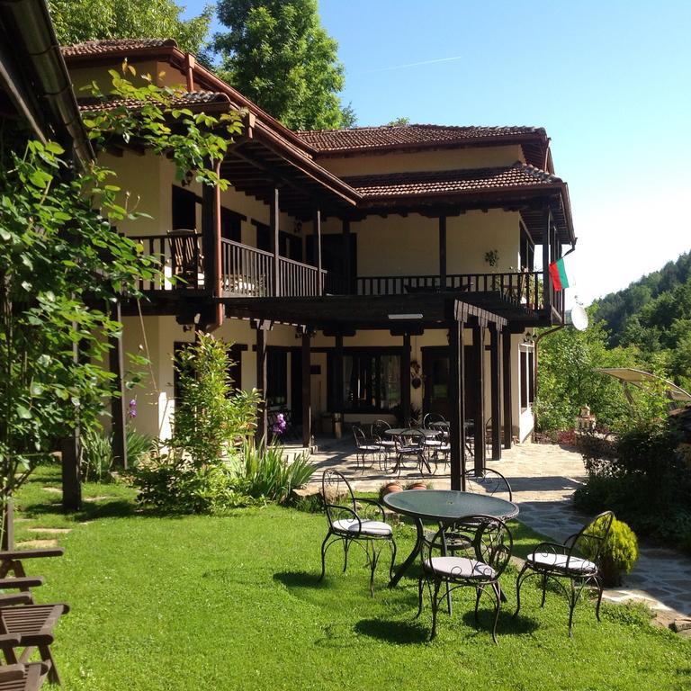 Guest House Verbena Apriltsi  Exterior photo